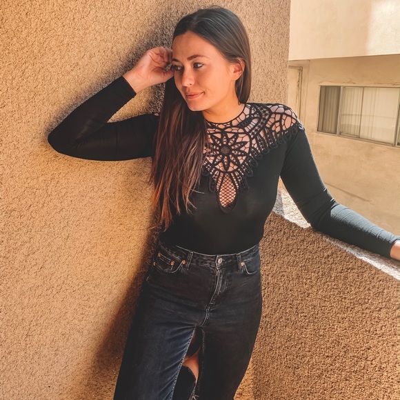 Tops - NWOT black top